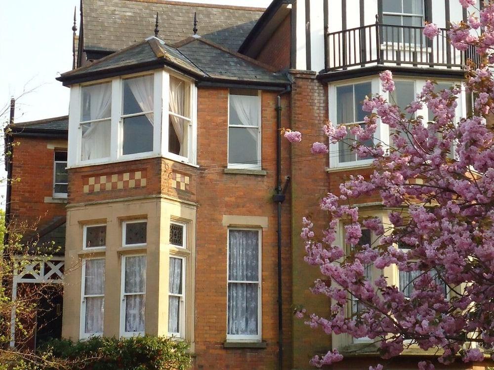 ヘイスティングス セント ベネディクト ビクトリアン ベッド＆ブレックファースト Bed & Breakfast エクステリア 写真